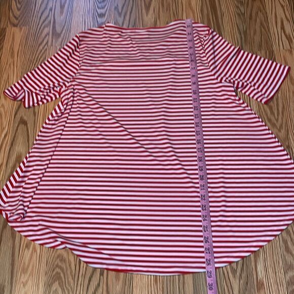 Chico’s Peek-a-boo neck swing Short sleeve top, red white stripe shirt, Medium - Picture 7 of 7